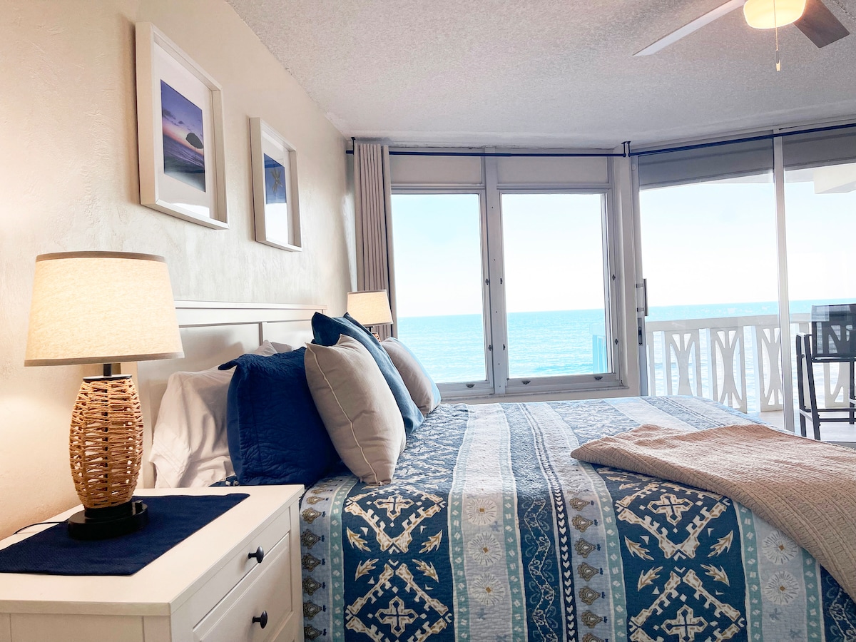 Top Rated Direct Oceanfront Pool