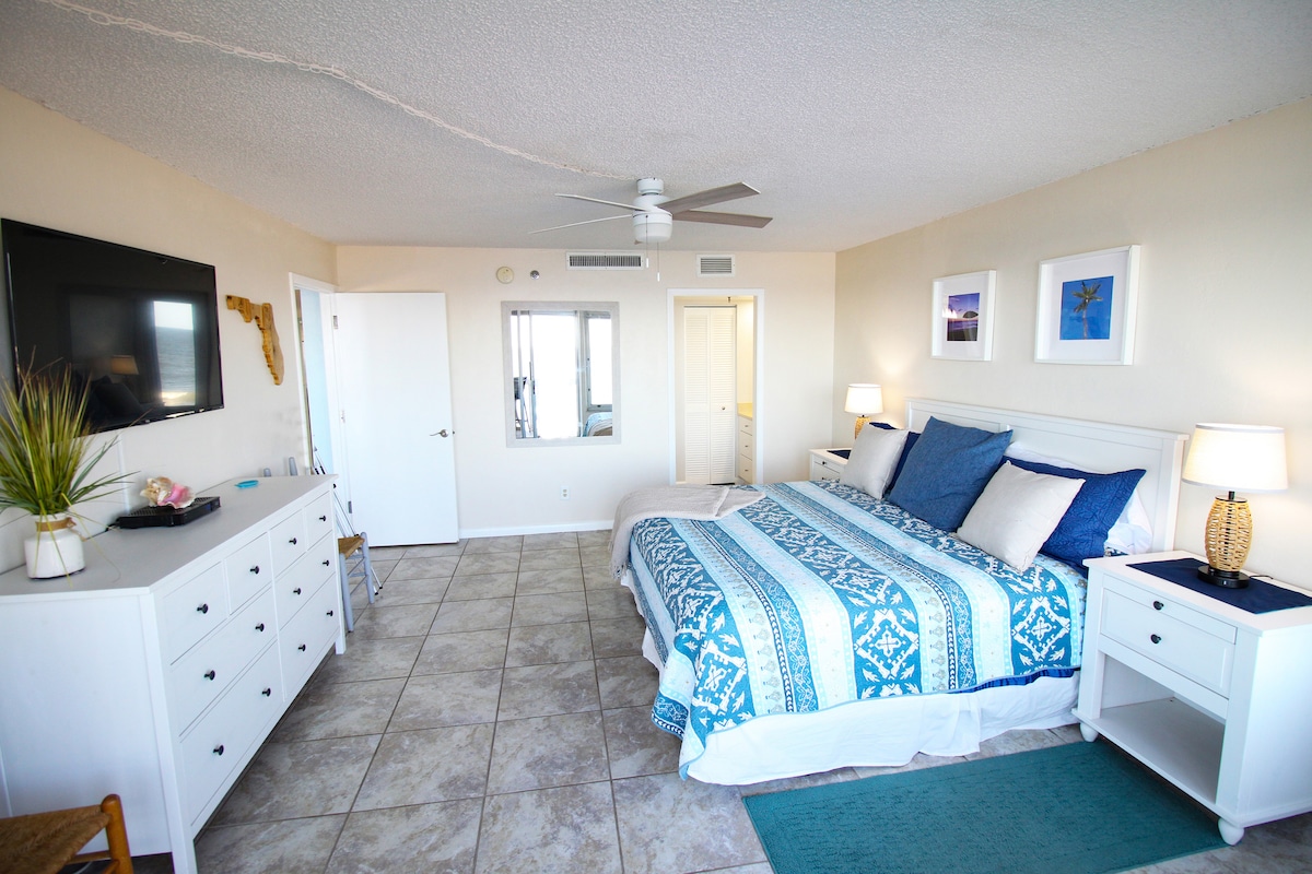 Top Rated Direct Oceanfront Pool