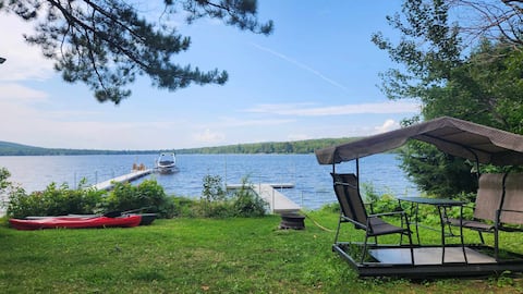 Petit Elgin quay, Lakefront, Fireplace, Hot Tub