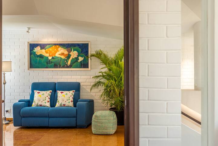 Living room image 10