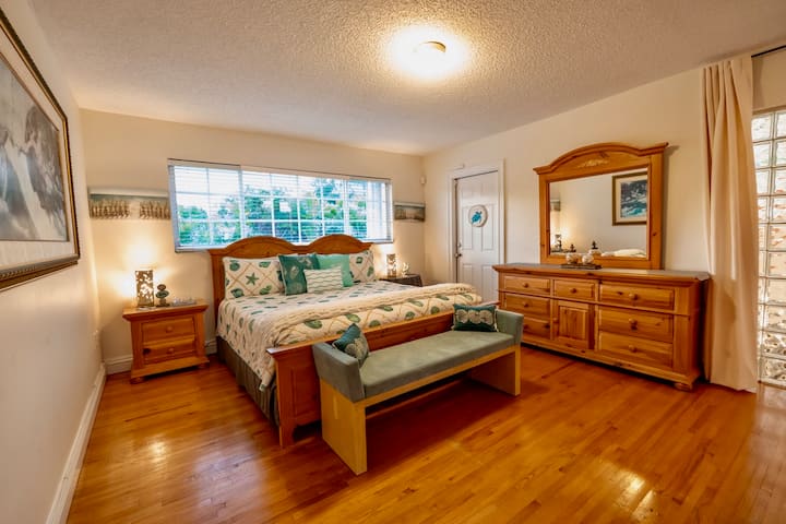 Awesome Backyard View -- You Might Even See a Peacock