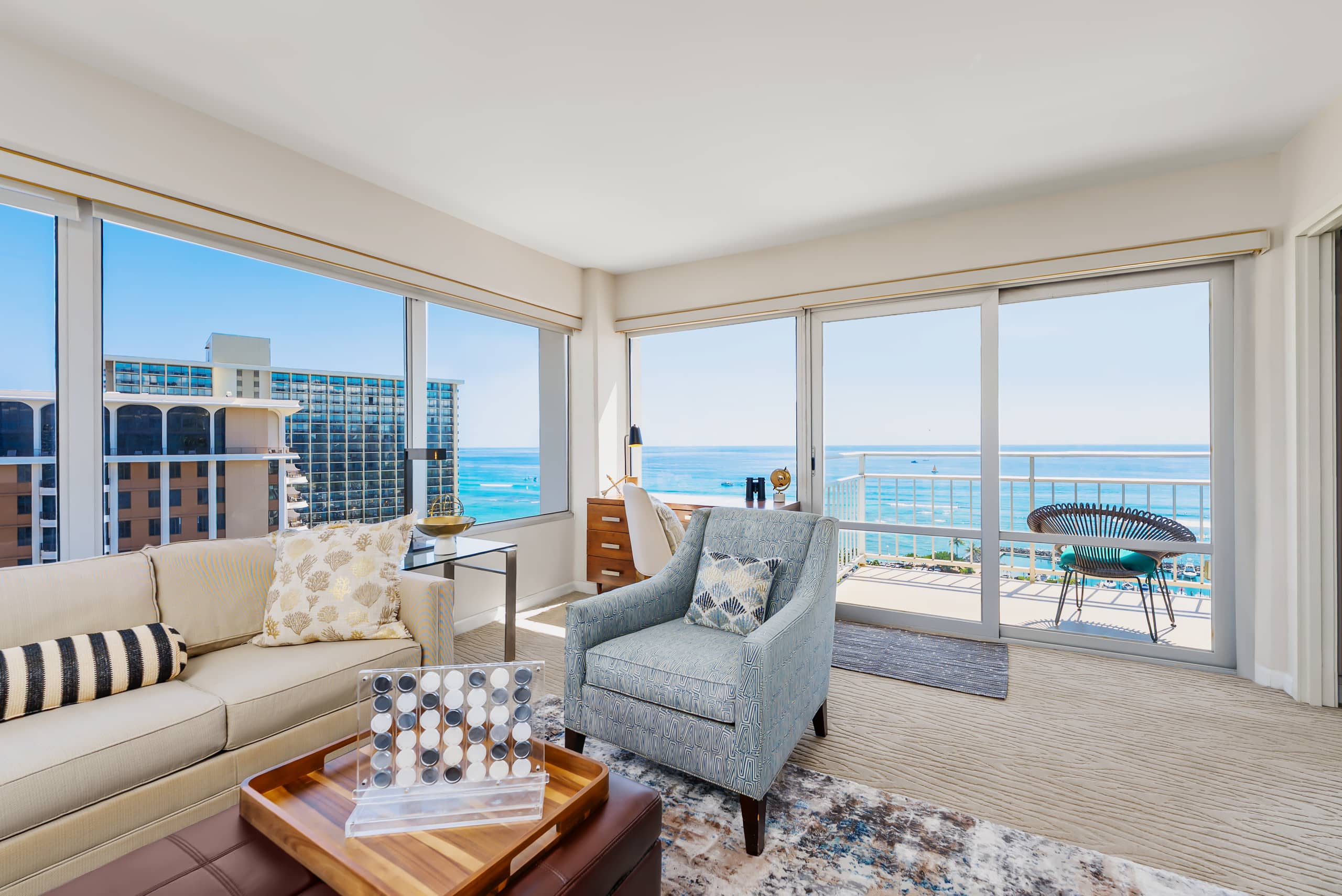 Home in Honolulu · ★5.0 · 2 bedrooms · 4 beds · 2 private baths - Image 6