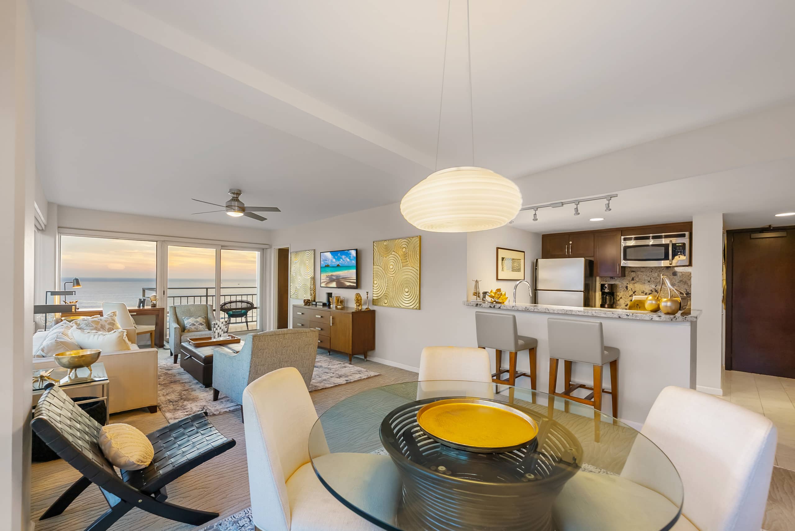 Home in Honolulu · ★5.0 · 2 bedrooms · 4 beds · 2 private baths - Image 23