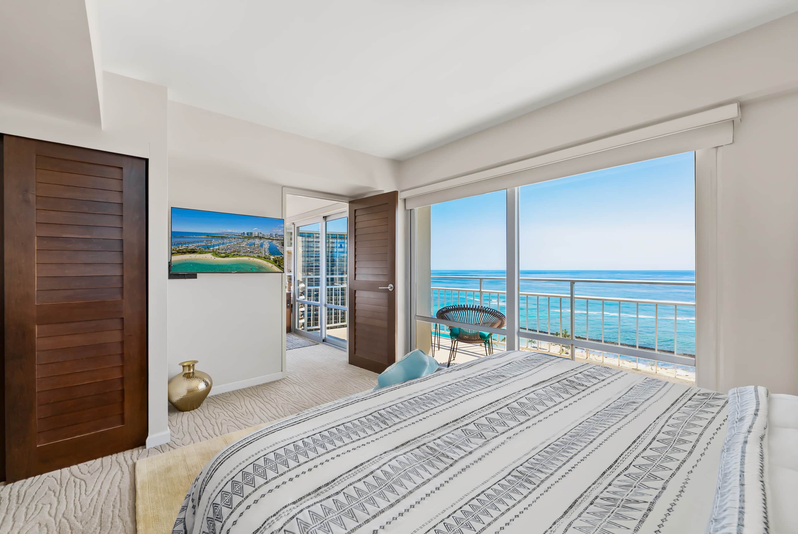 Home in Honolulu · ★5.0 · 2 bedrooms · 4 beds · 2 private baths - Image 28