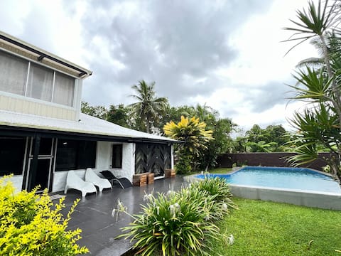 Hibiscus Drive Villa for the whole family