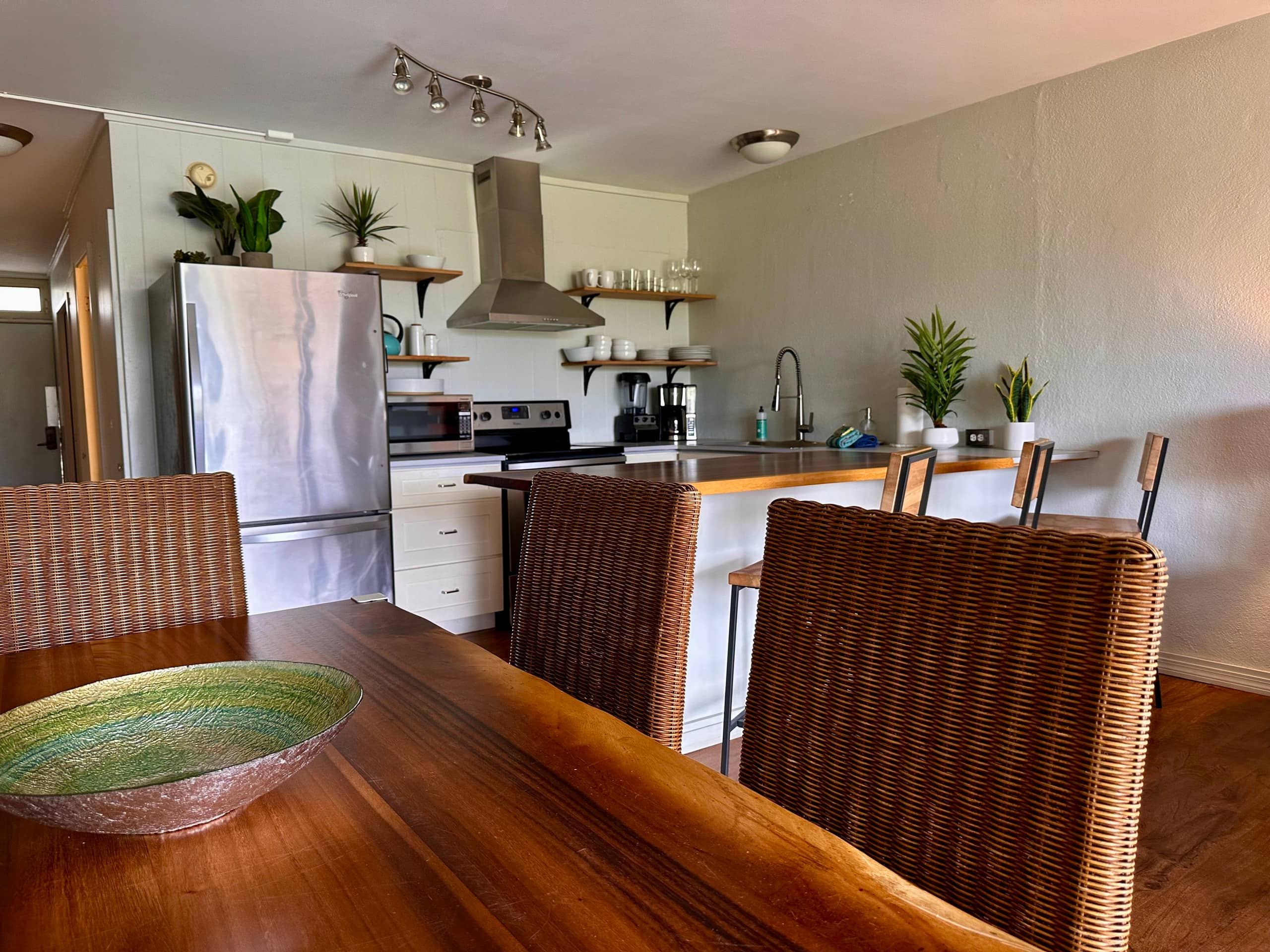 North Shore -  2bd & 2bth AC - Ho'okipa  & Paia - Image 7