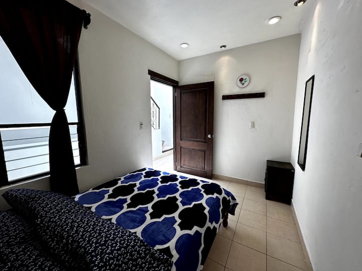 ห้องนอน 2 เรามีเตียงคู่จำเป็นสำหรับสองคน