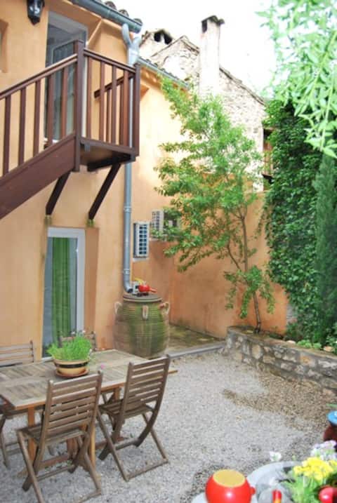 Maison Le Lieu Plaisant 3-star Gîte St-Guilhem