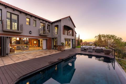 Mount High Luxury Country House