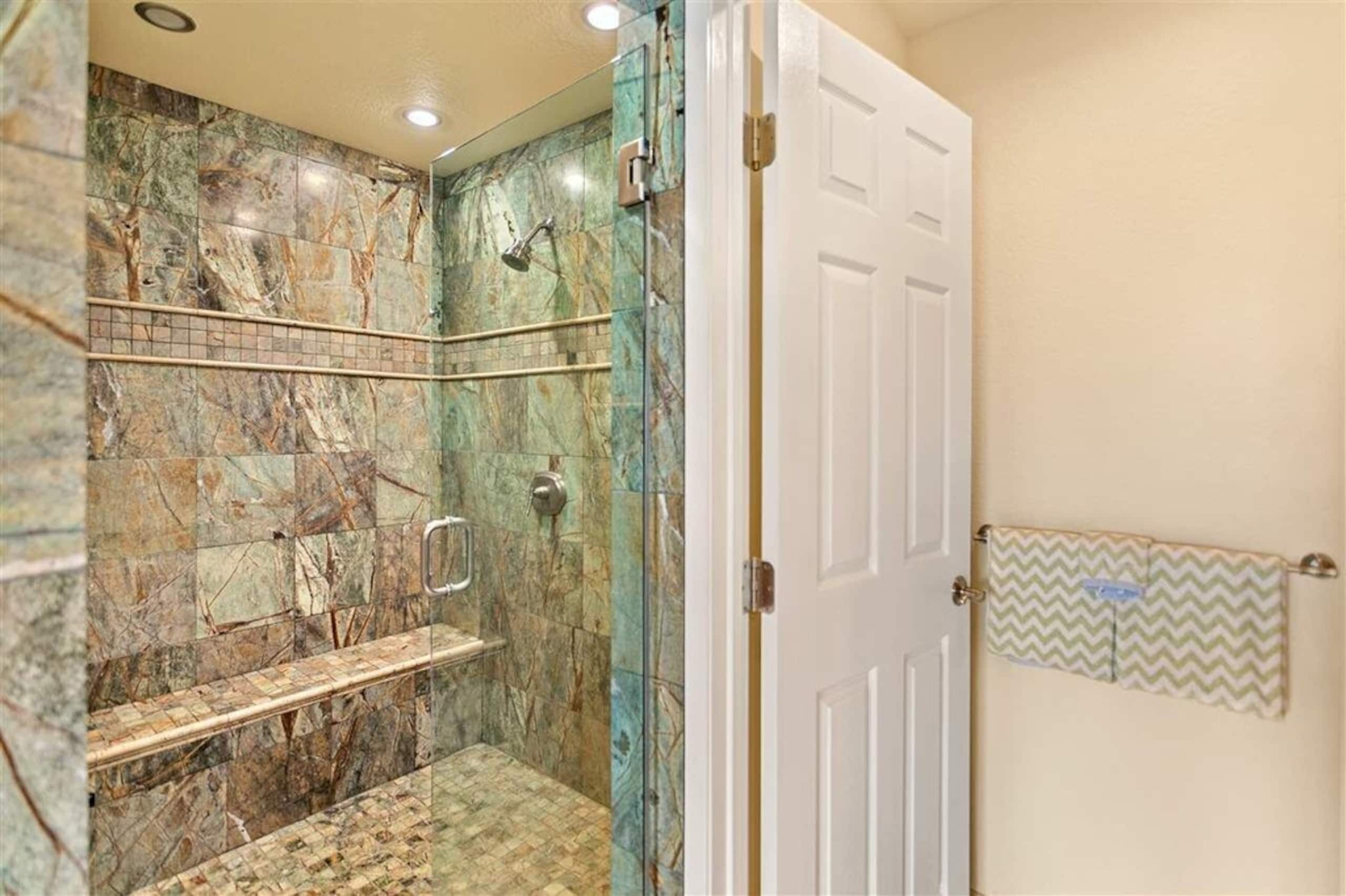 Condo in Kihei · ★5.0 · 2 bedrooms · 2 beds · 2 baths - Image 16