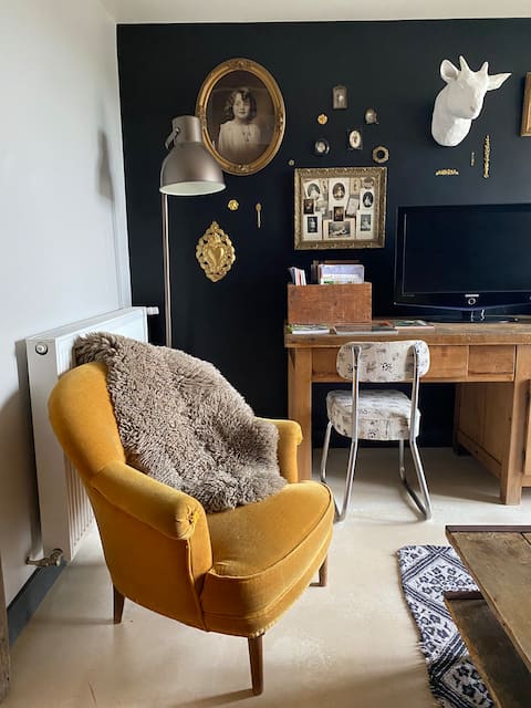 Top performing Airbnb: La Maison Lili Bohême, The Gîte in Nièvre
