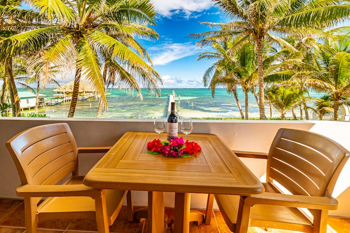 Tradewinds Paradise Villas Oceanfront 2B in San Pedro