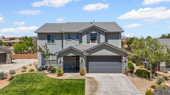 Southern Utah Escape  -  7 Bed 5 Bath - Utah