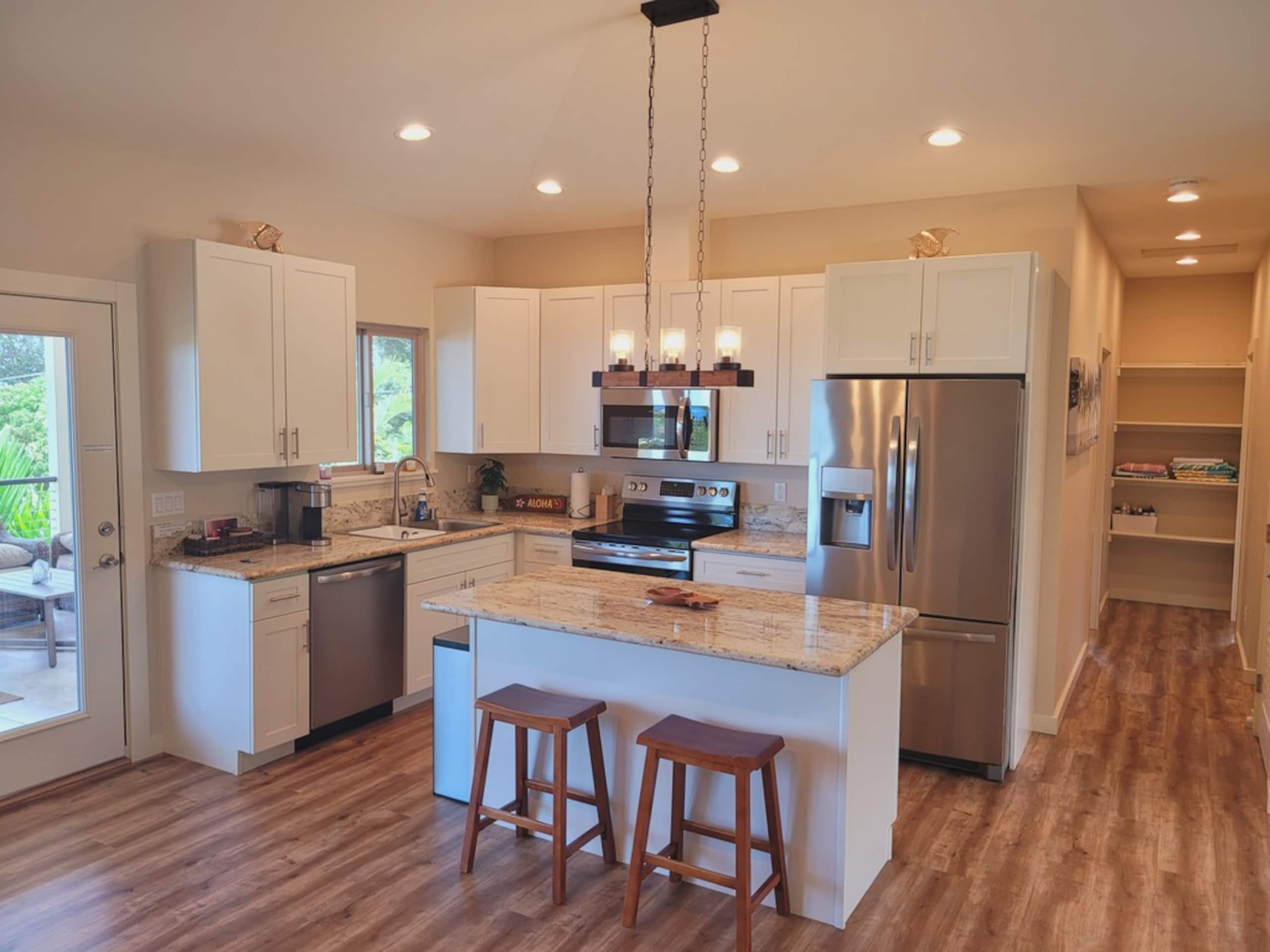 Guesthouse in Kailua-Kona · ★4.99 · 2 bedrooms · 2 beds · 2 baths - Image 1