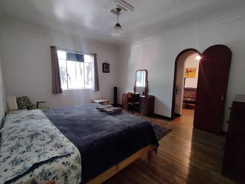Top performing Airbnb: Next Camino Real Polanco free breakfast at my cafe in Anzures