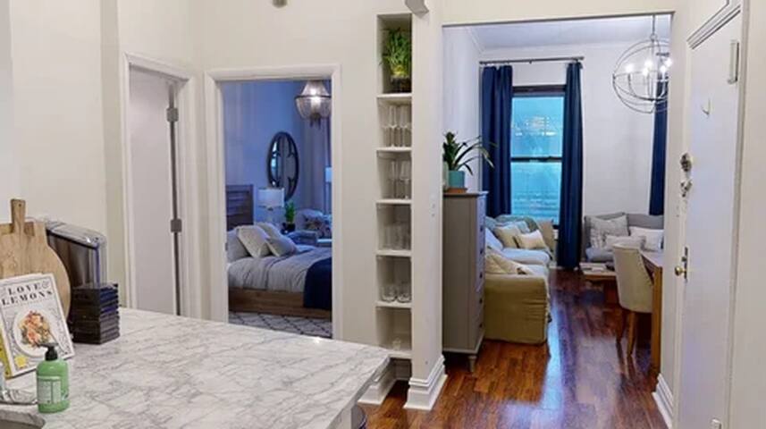 Columbus Circle, Central Park & Theater District gallery image 2