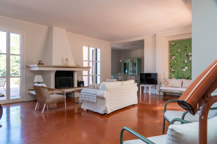 Countryside Private Villa with pool gallery image 3