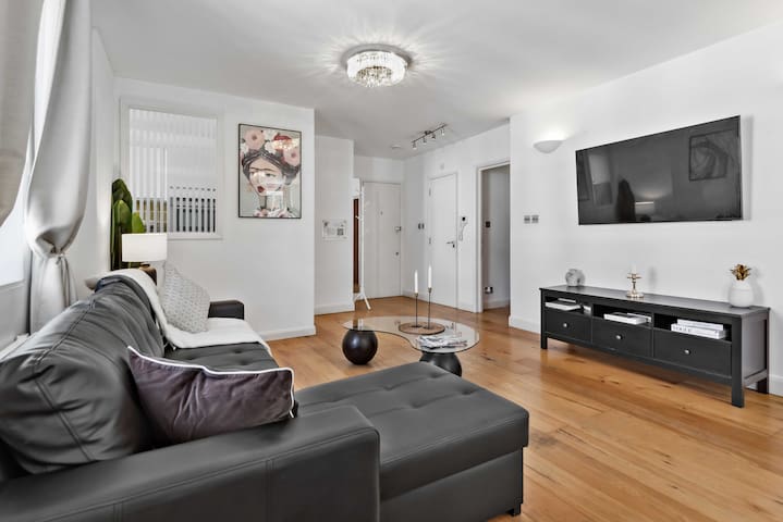 Charming Appartment By Hyde Park