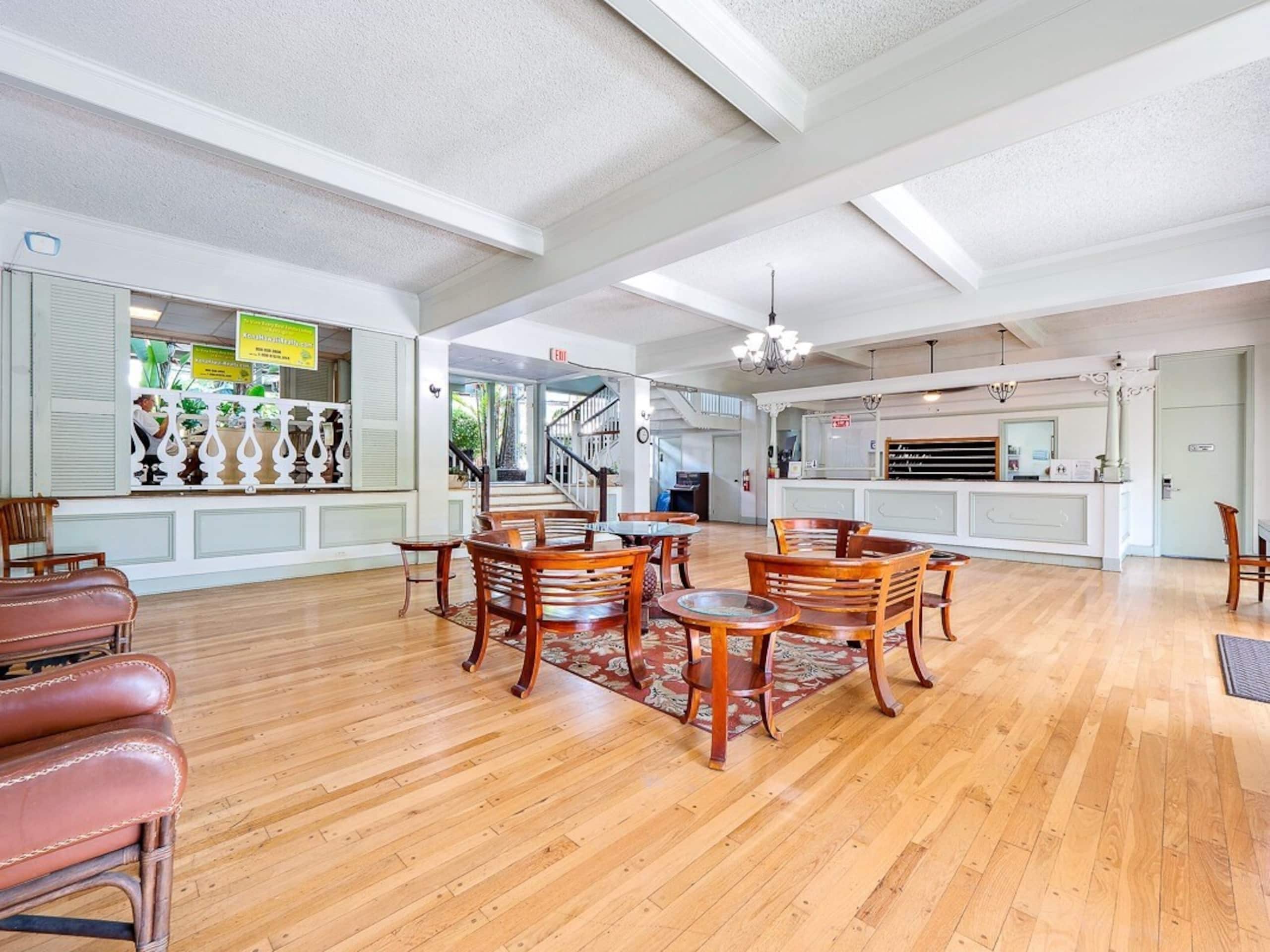 Condo in Kailua-Kona · ★4.8 · Studio · 1 bed · 1 private bath - Image 19