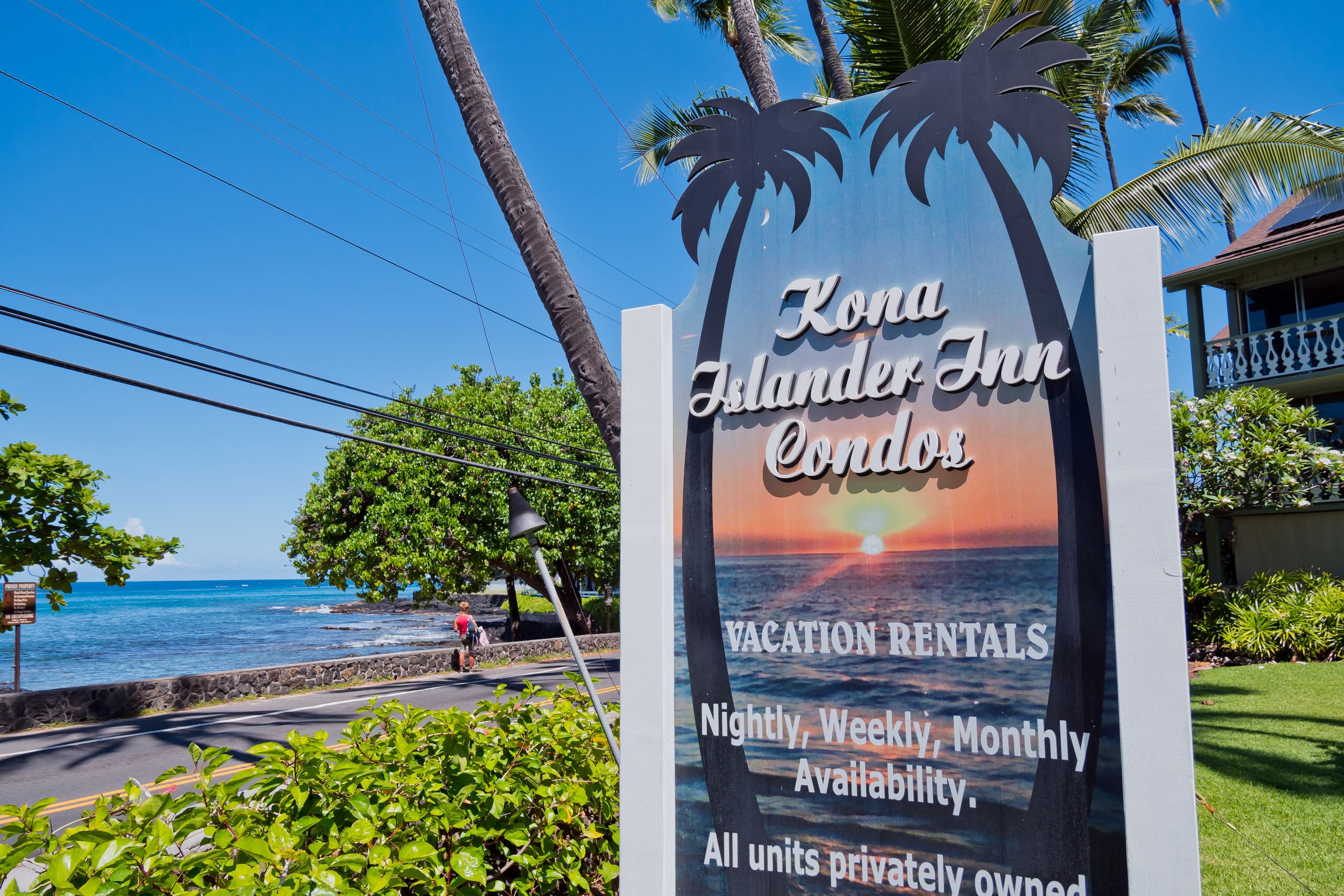 Condo in Kailua-Kona · ★4.8 · Studio · 1 bed · 1 private bath - Image 9