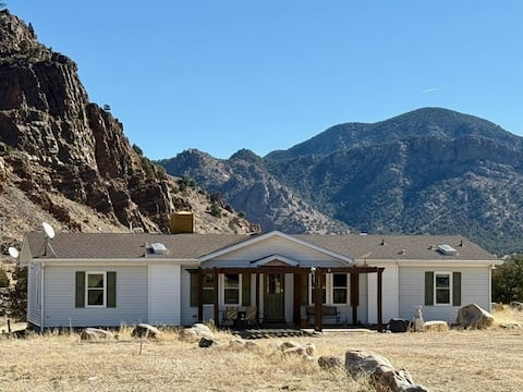 "Live4theRiv" is a premier riverfront property!!