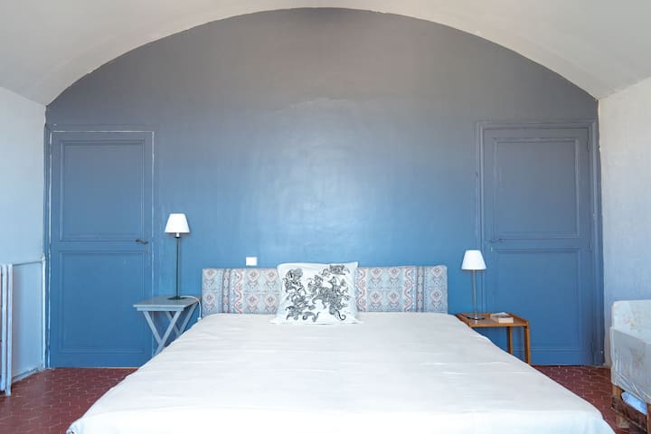 Chumba cha kulala 12