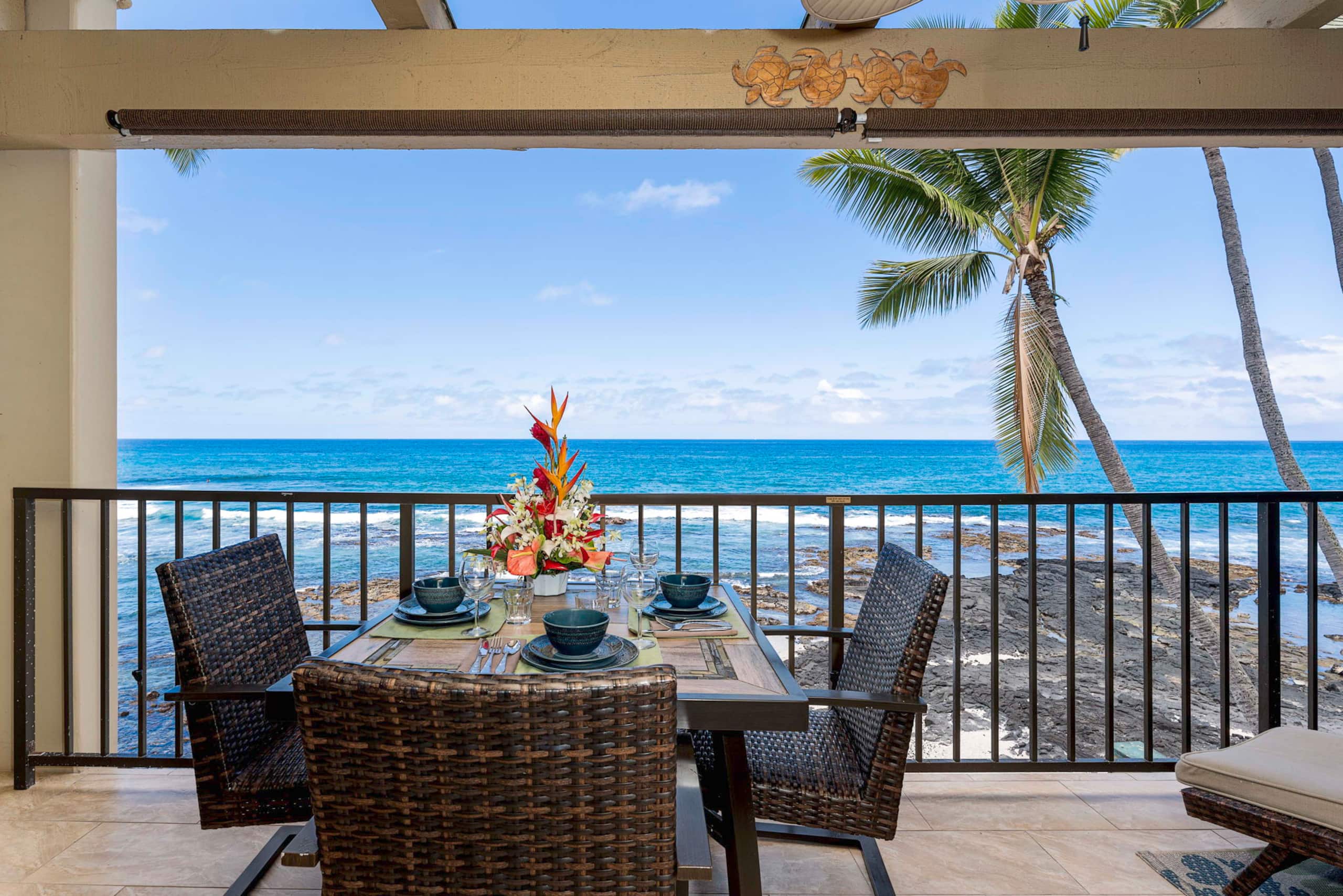 Condo in Kailua-Kona · ★4.95 · 2 bedrooms · 2 beds · 2 baths - Image 2