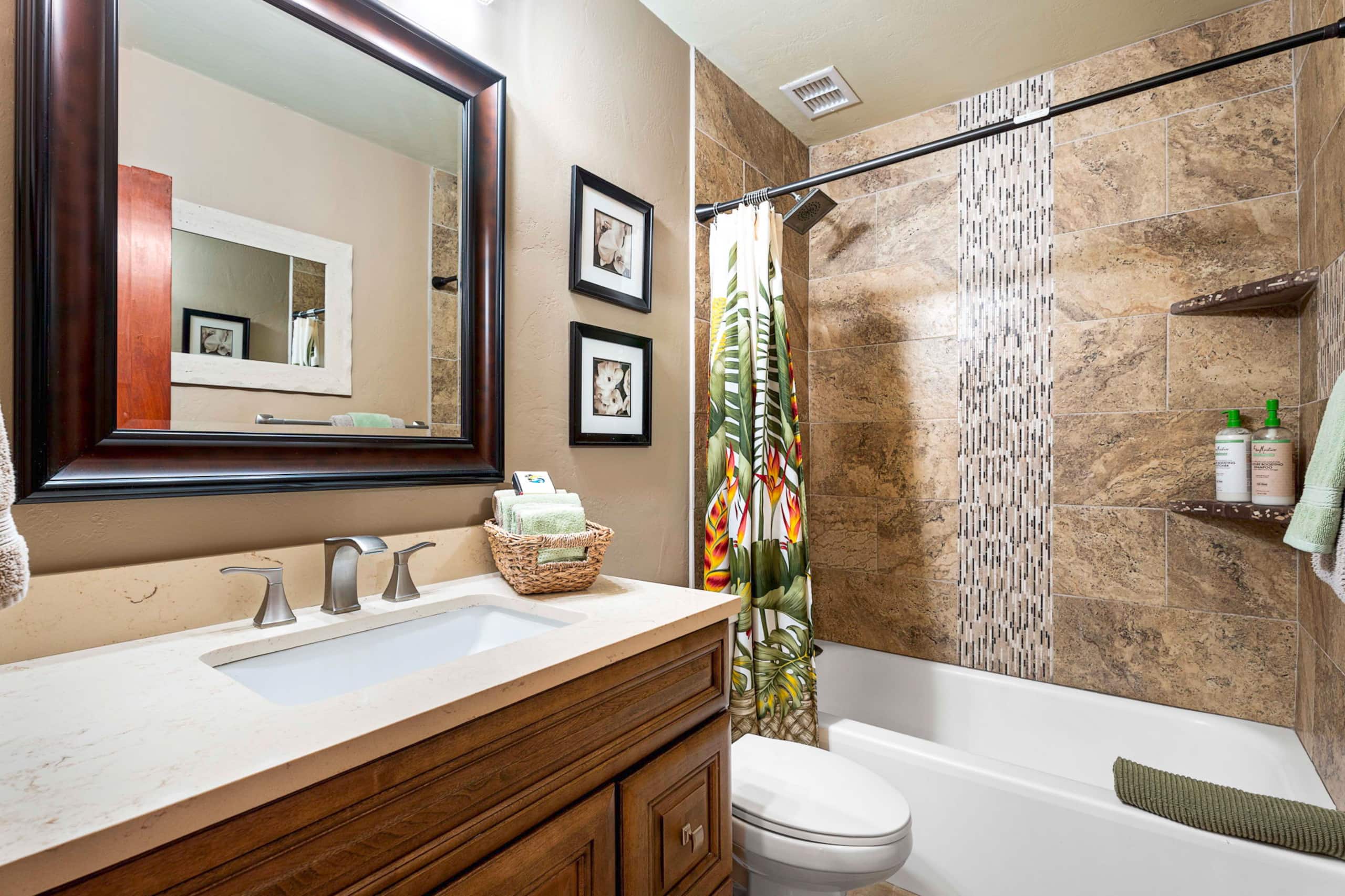 Condo in Kailua-Kona · ★4.95 · 2 bedrooms · 2 beds · 2 baths - Image 19