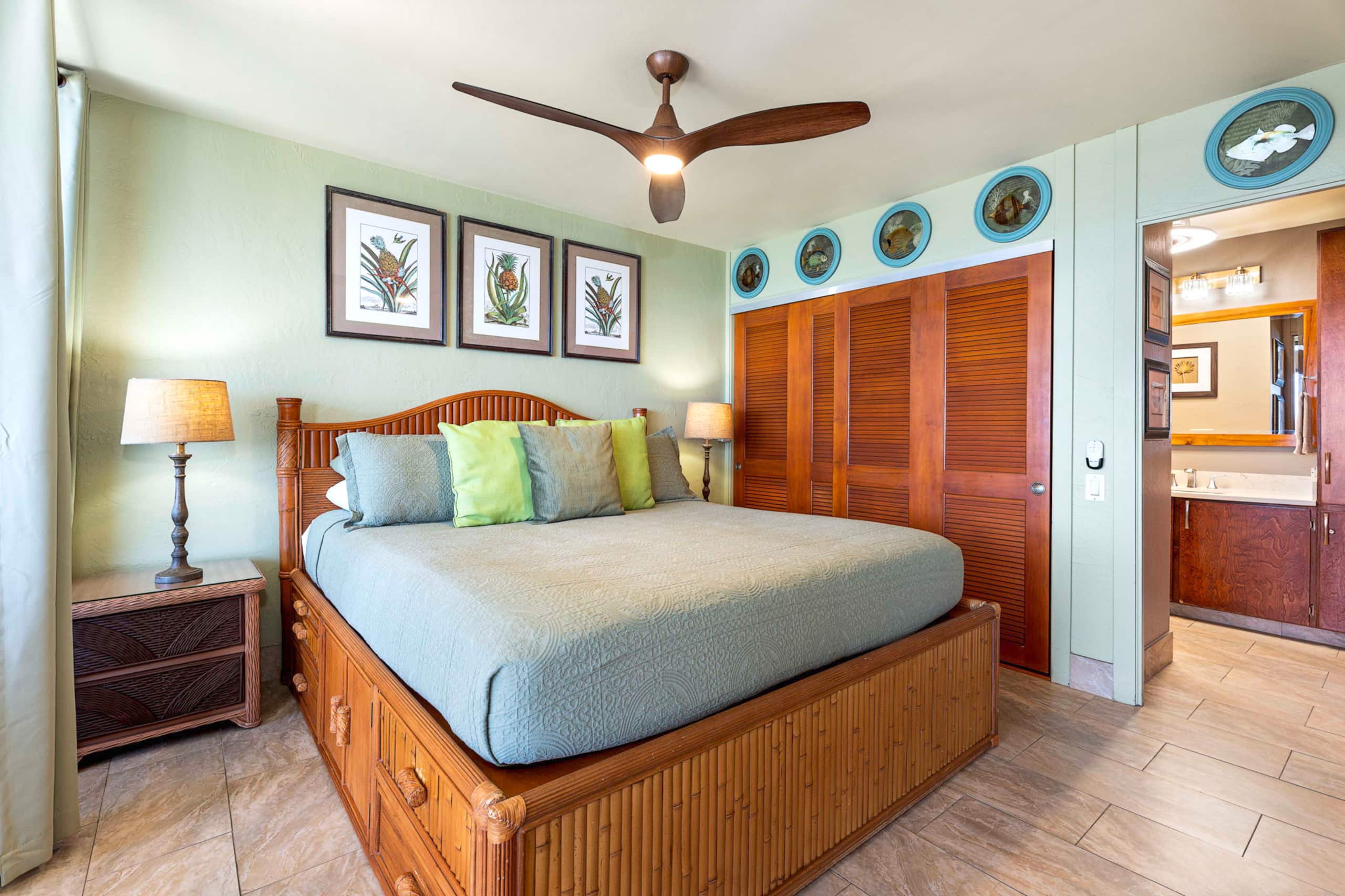 Condo in Kailua-Kona · ★4.95 · 2 bedrooms · 2 beds · 2 baths - Image 12