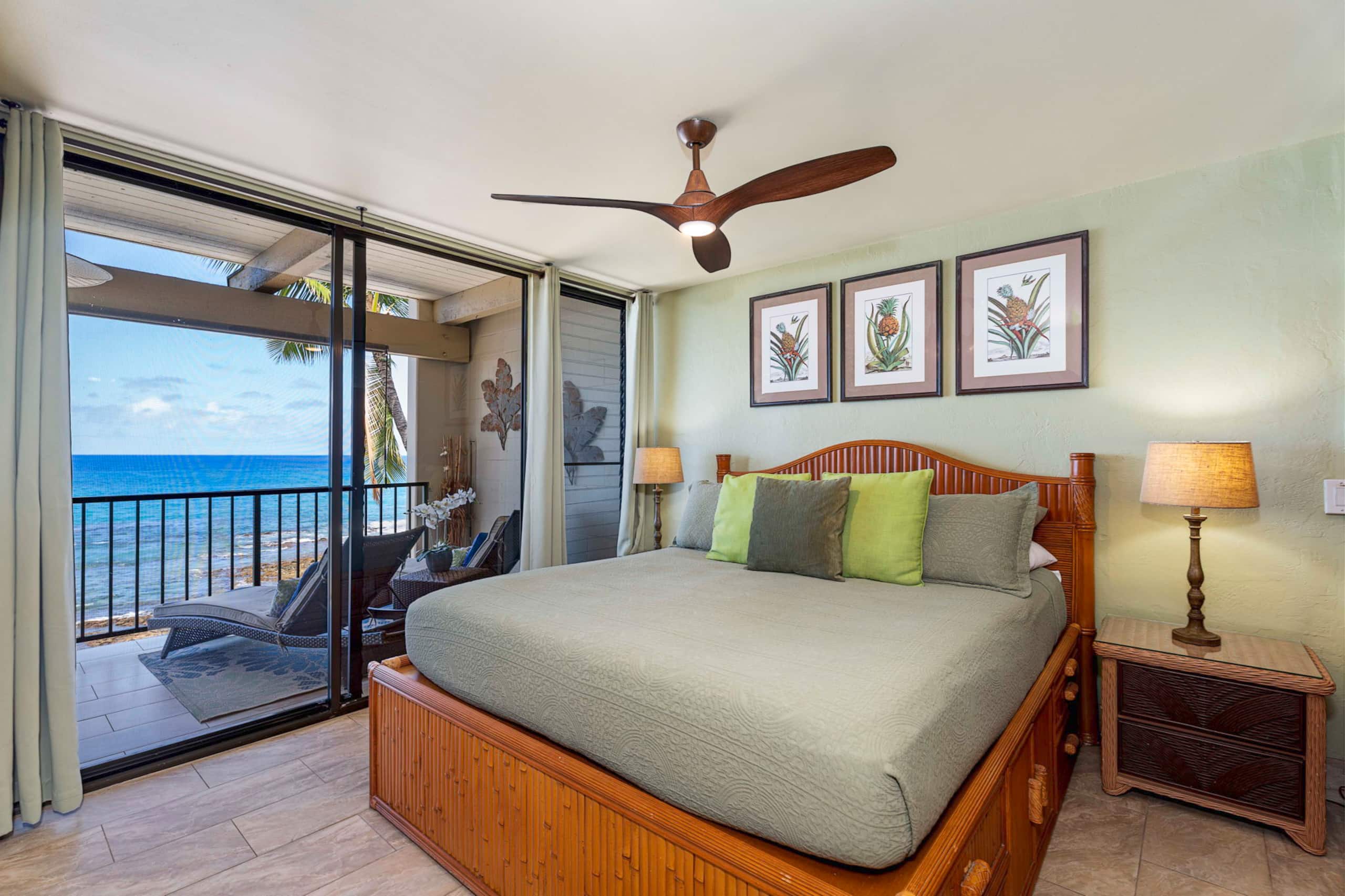 Condo in Kailua-Kona · ★4.95 · 2 bedrooms · 2 beds · 2 baths - Image 13