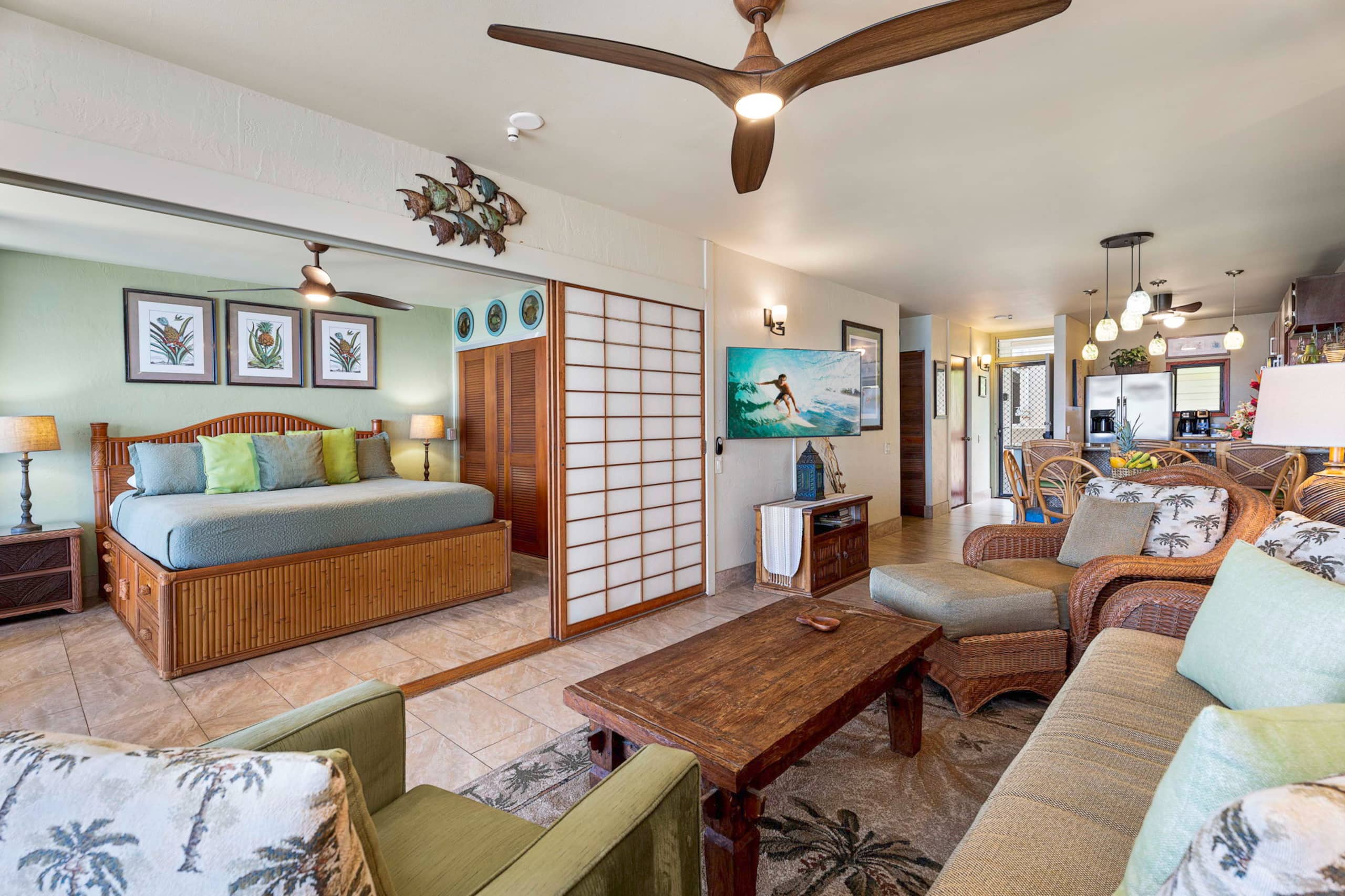 Condo in Kailua-Kona · ★4.95 · 2 bedrooms · 2 beds · 2 baths - Image 11