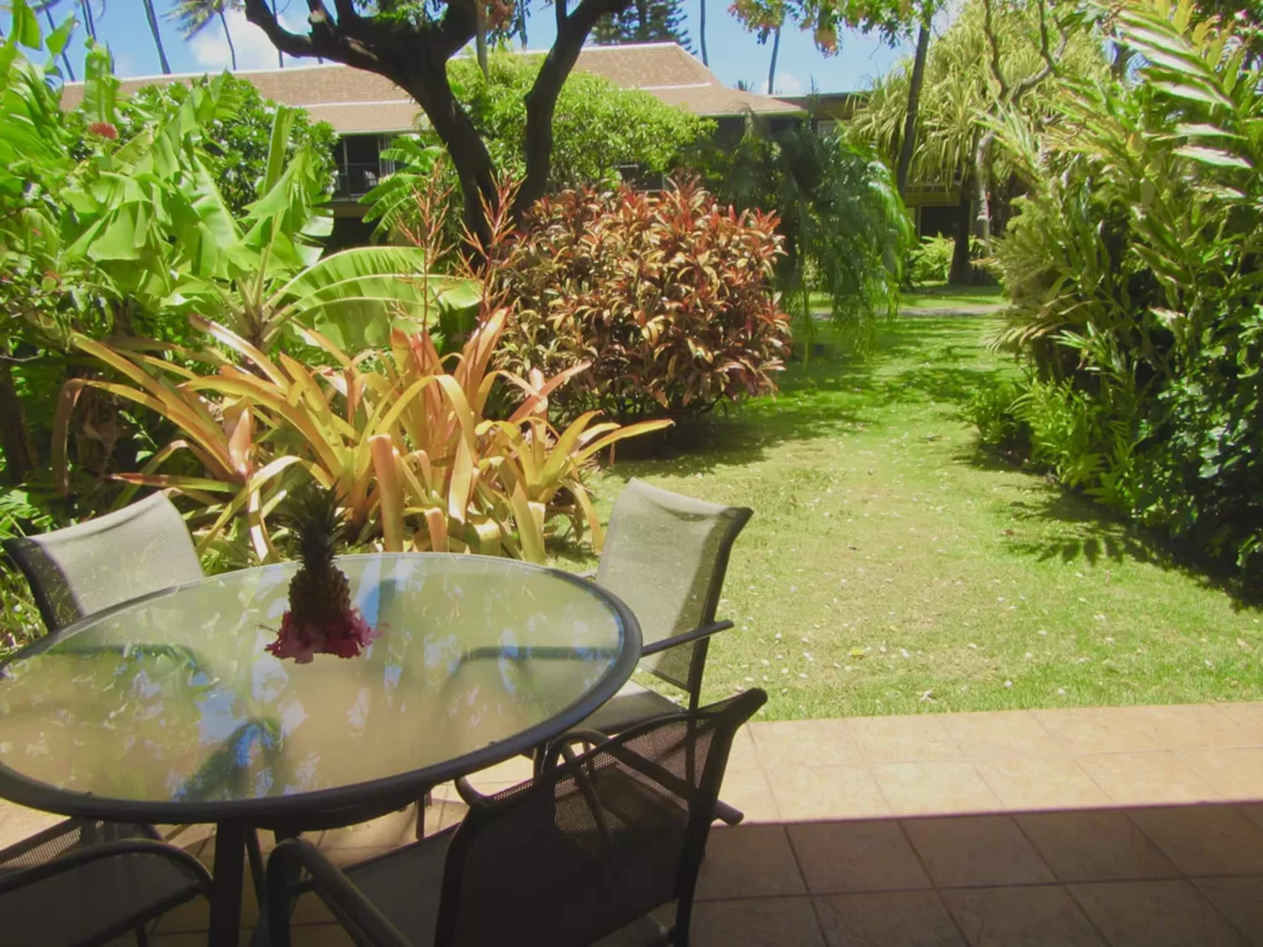 Condo in Lahaina · ★4.91 · 2 bedrooms · 4 beds · 2 baths - Image 22