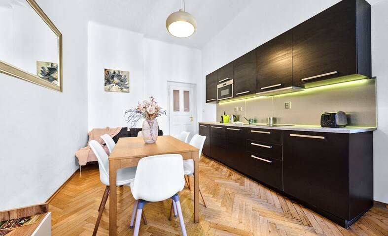 Modern 3-bedroom Lesser Town Apartment w/ terrace gallery image 3