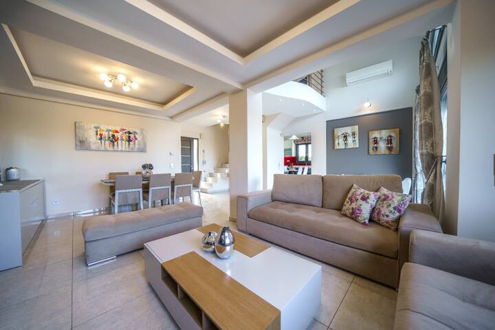 Aether Breeze Villa gallery image 2