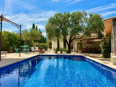 Gulf of SaintTropez Mas air-conditioned swimming pool