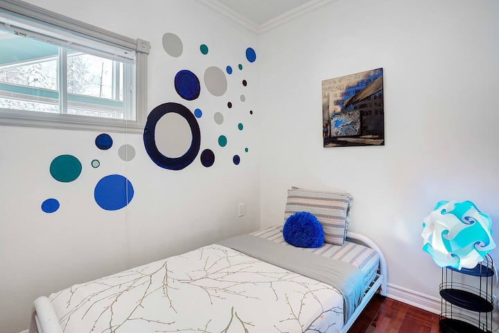 საძინებელი 3