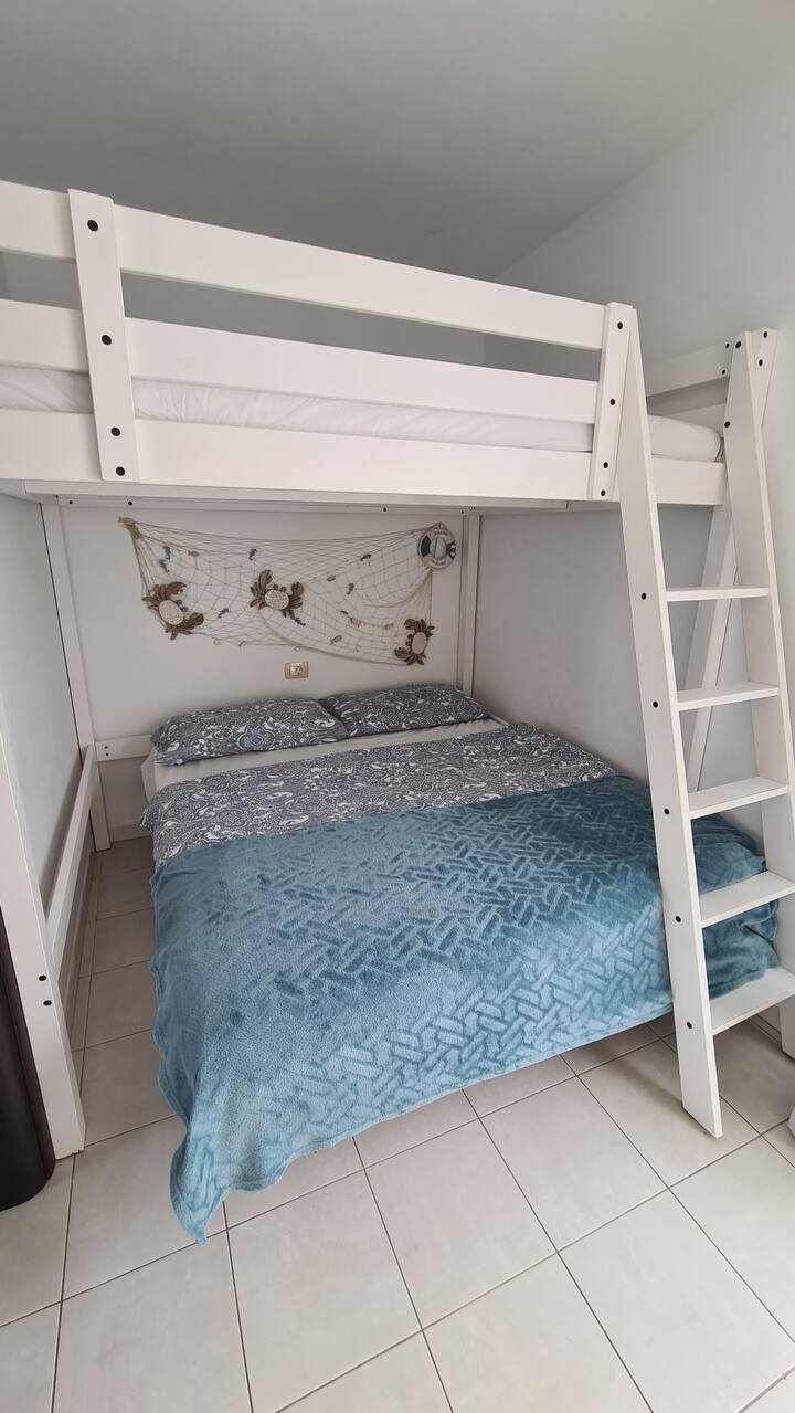 Dhomë gjumi 2