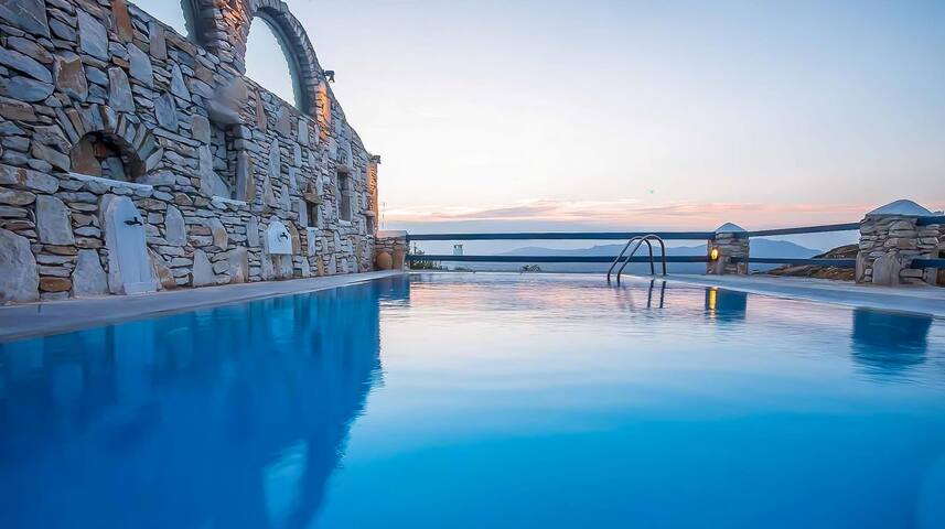 Villa Omnia, by Mykonos Rocky Villas gallery image 5