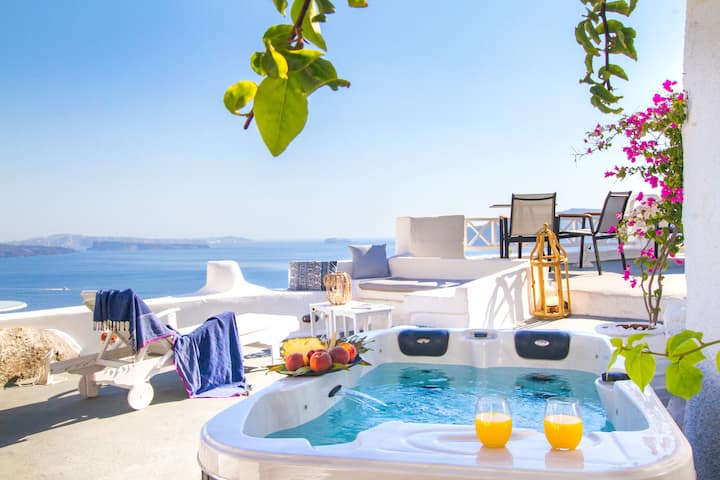 Superior Cave Suite | Hot Tub Sea View & Breakfast - Oia