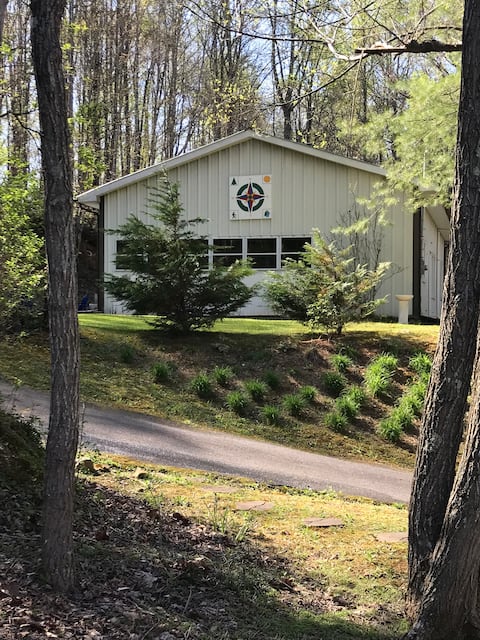 Erwin Home celebrating the mountains and rivers