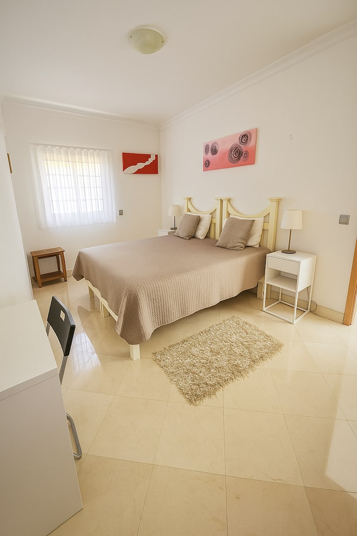 غرفة النوم 1