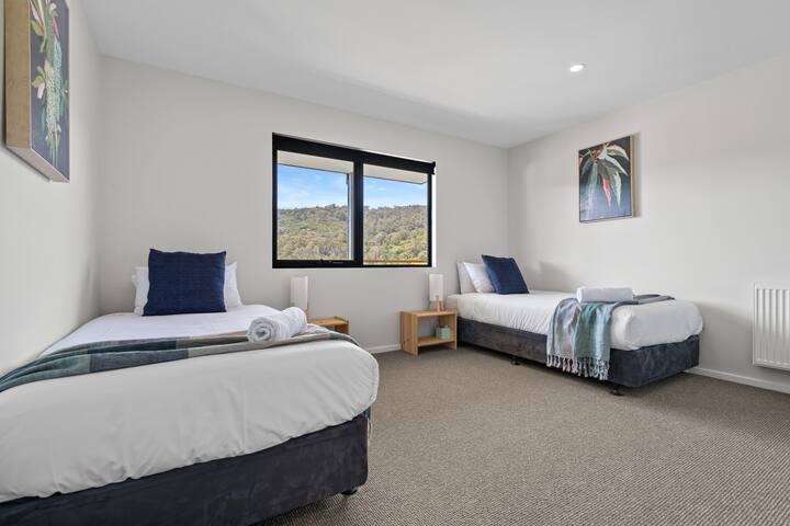 The Derby Lodge ‘Cabin Stay’ gallery image 5