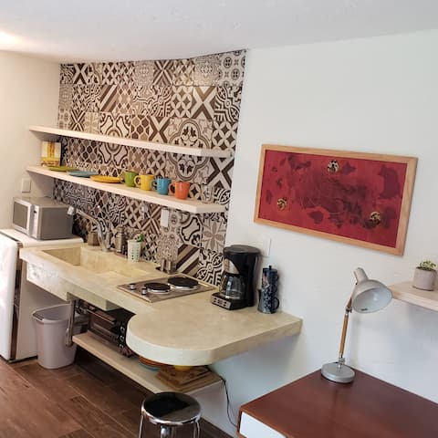 Popular Airbnb listing: Cactus Loft · Aqueduct Front · Walkable in Loma Dorada