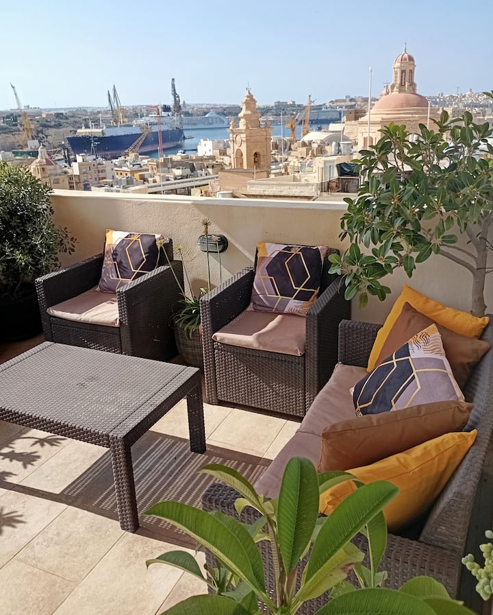 Three Cities Apartment Wi-fi, A/c, 5 Star Location - Malta