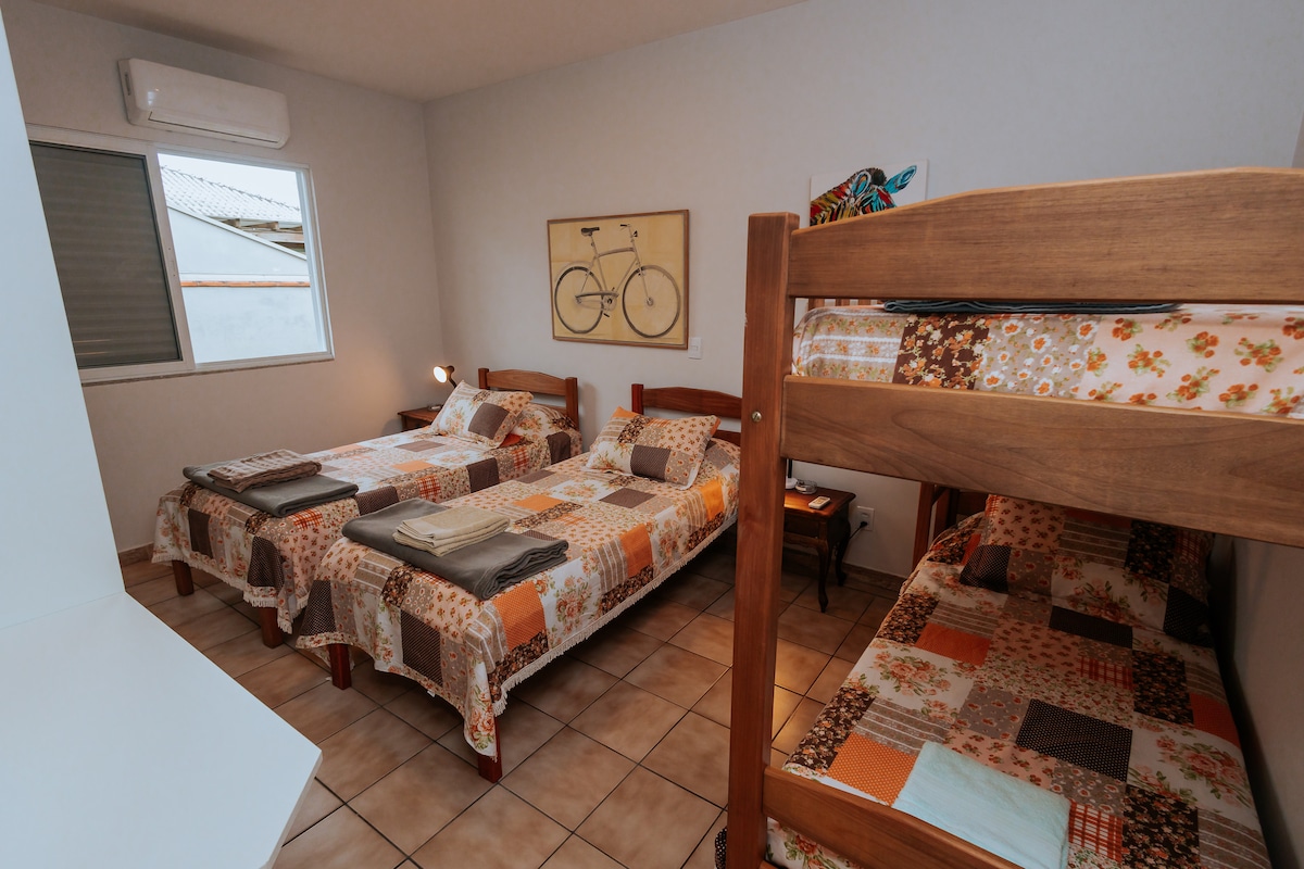 საძინებელი 4