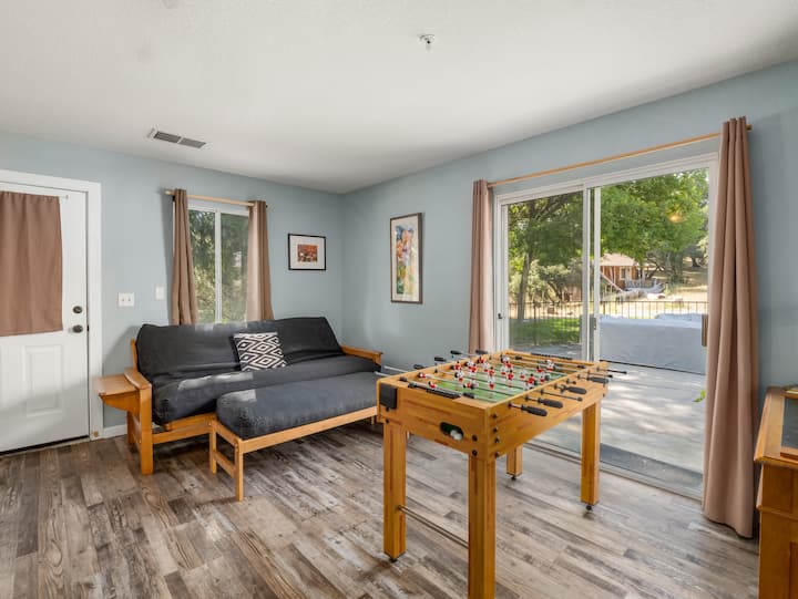 მისაღები ოთახი 2