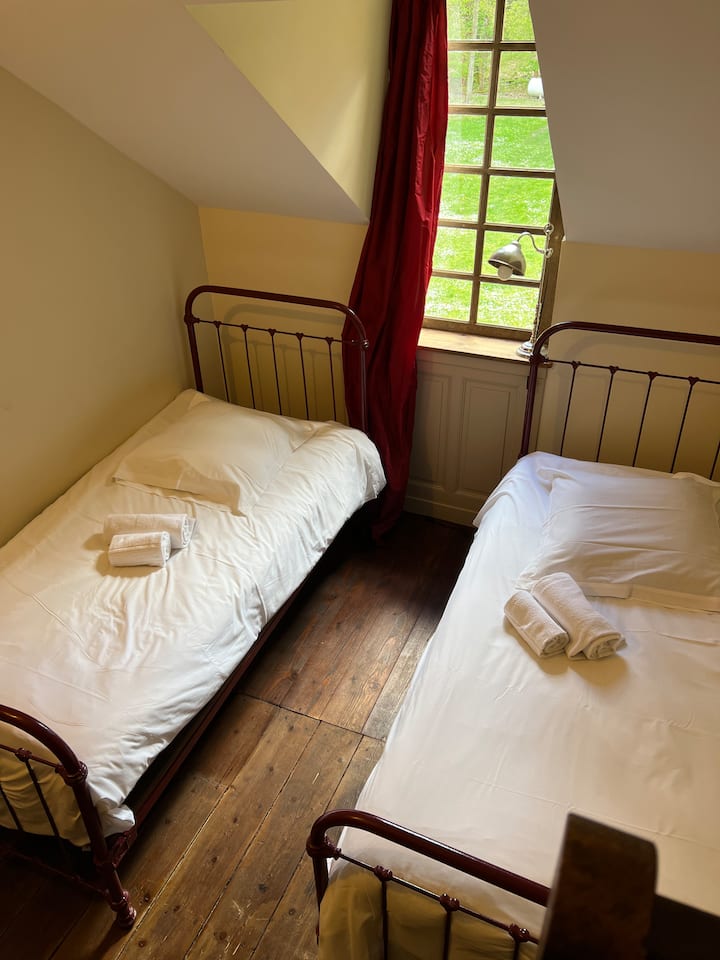 Chumba cha kulala 1