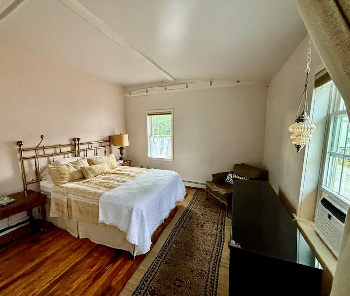 საძინებელი 1