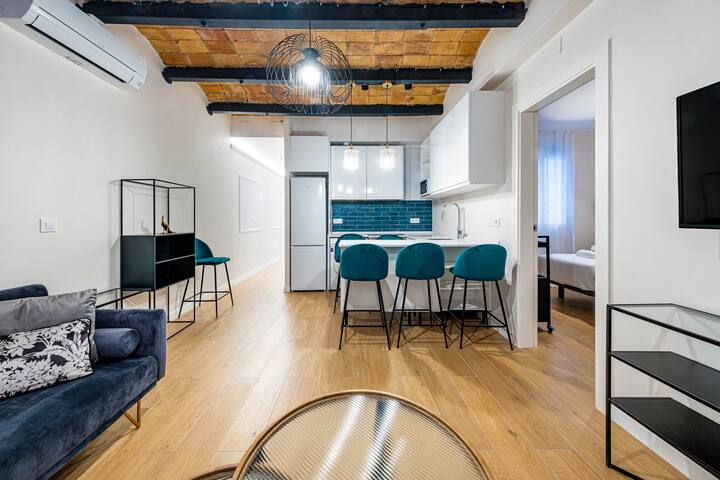 Fab flat 4 bedroom in Eixample all equipped