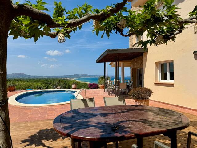 Villa vista mar a 500 metros de la playa. Wifi gallery image 2